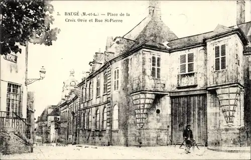 Ak Baugé Maine et Loire, Place de la Croix Orée, Rue Saint Pierre