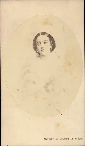 CdV Opernsängerin Adelina Patti, Portrait