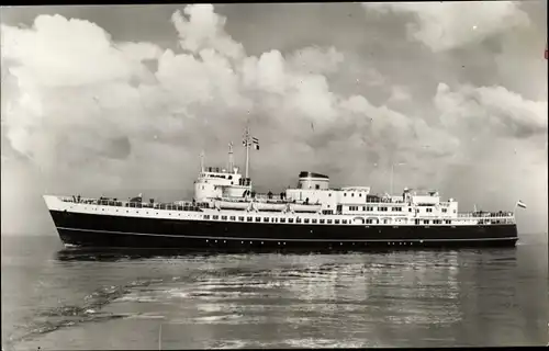 Ak Dampfschiff MV Prinses Beatrix, Koningin Emma, Zeeland Steamship Co.