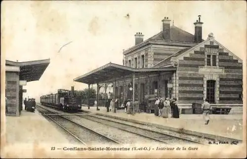 Ak Conflans Sainte Honorine Yvelines, Interieur de la Gare