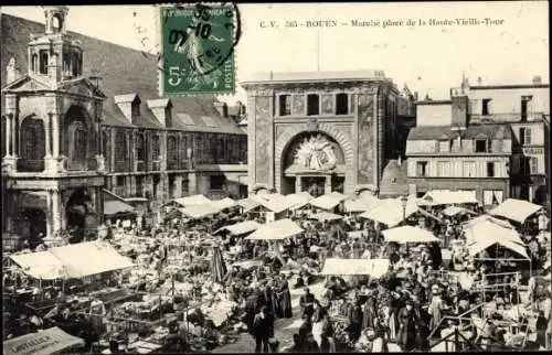 Ak Rouen Seine Maritime, Marche place de la Haute Vieille Tour