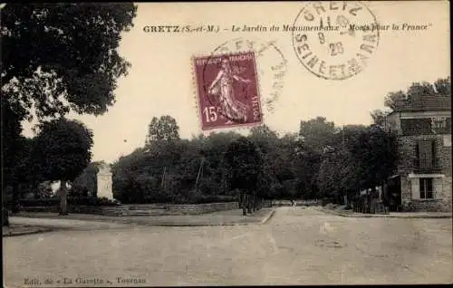 Ak Gretz Seine et Marne, Le Jardin du Monument aux Morts pour la France