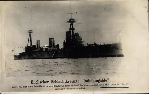 Ak Britisches Kriegsschiff, HMS Indefatigable, Schlachtkreuzer, vernichtet Skagerrakschlacht 1916