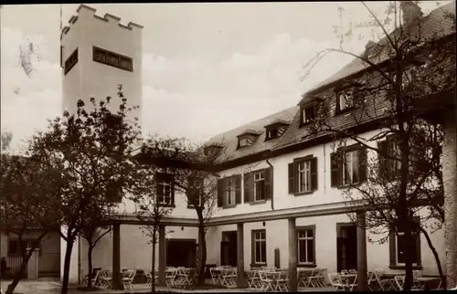 Ak Rüdesheim am Rhein in Hessen, Partie am Rüdesheimer Schloss, Gasthaus