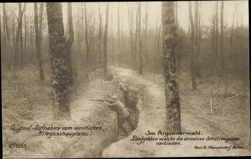 Ak Im Argonnerwald, Laufgräben welche die einzelnen Schützengraben verbinden, I WK