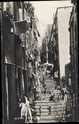 Ak Napoli Neapel Campania, Via del Pallonetto a Santa Lucia