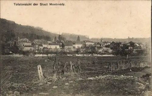 Ak Montmédy Lothringen Meuse, Totalansicht der Ortschaft