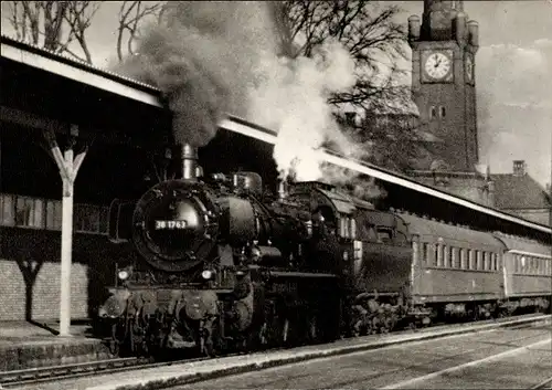 Ak Deutsche Eisenbahn, Bundesbahn, Personenzuglokomotive BR 038, 038 1763, Dampflok