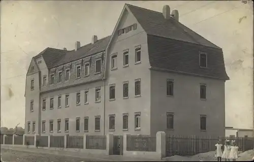 Foto Ak Gröba Riesa an der Elbe Sachen, Mädchenschule, 1913