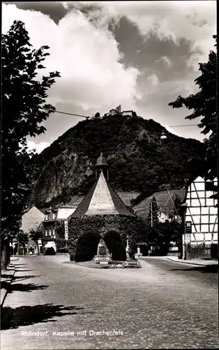 Ak Rhöndorf Bad Honnef am Rhein, Kapelle mit Drachenfels
