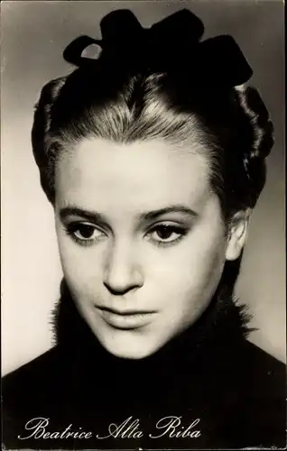 Ak Schauspielerin Beatrice Alta Riba, Portrait, Die Elenden