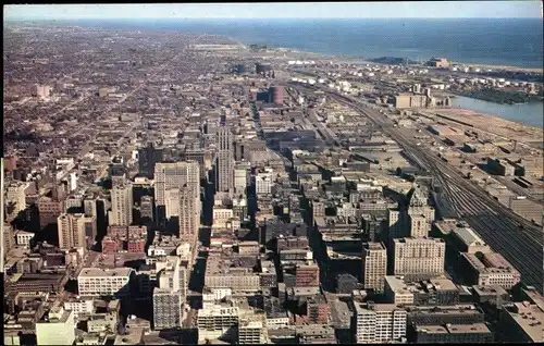 Ak Toronto Ontario Kanada, Aerial view of Downtown Toronto looking East