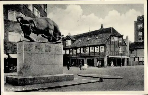 Ak Ålborg Aalborg Dänemark, Fra Vesterbro, Denkmal, Stier, Häuser, Platz