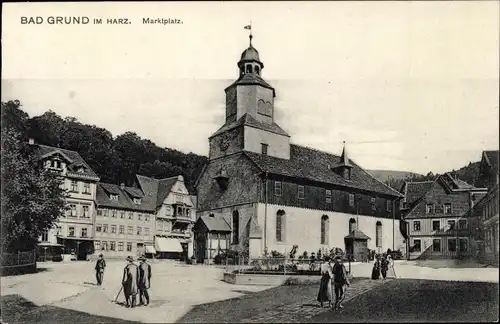 Ak Bad Grund im Harz, Marktplatz, Kirche
