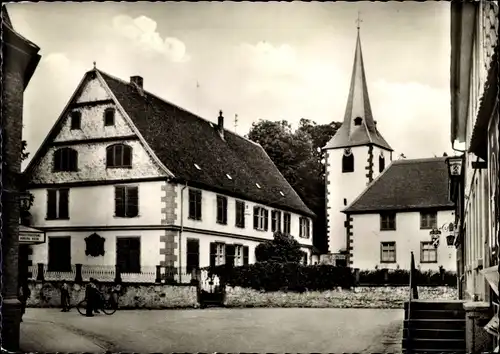 Ak Fränkisch Crumbach im Odenwald, Schloss und Kirche