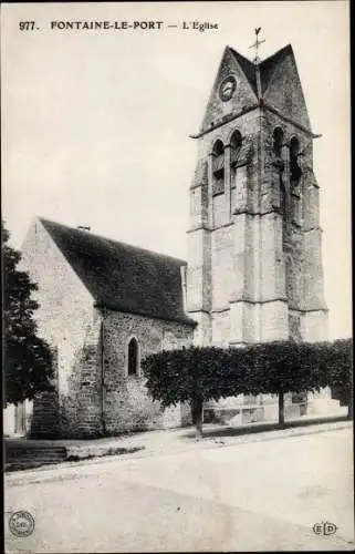 Ak Fontaine le Port Seine et Marne, L'Eglise