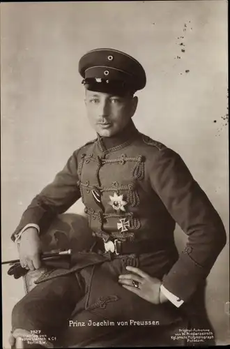 Ak Prinz Joachim von Preußen, Husarenuniform, Portrait, Orden
