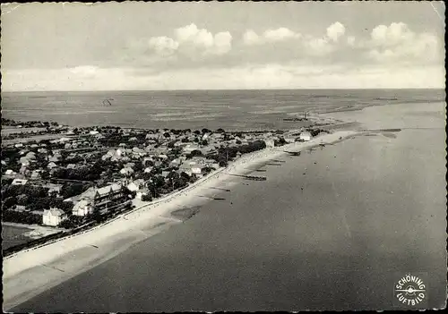 Ak Wyk auf Föhr Nordfriesland, Fliegeraufnahme, Meer, Strand, Ort