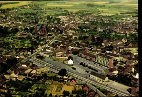 Ak Sankt Tönis Tönisvorst am Niederrhein, Fliegeraufnahme vom Ort