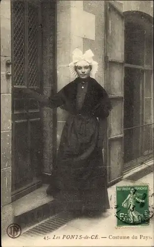 Ak Ponts de Ce Maine et Loire, Costume du Pays
