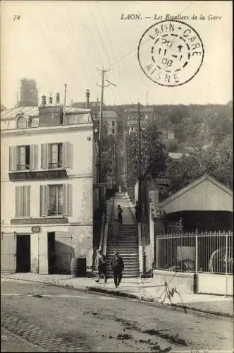Ak Laon Aisne, Les Escaliers de la Gare