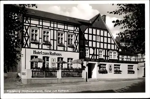 Ak Bad Fredeburg Schmallenberg im Sauerland, Hotel zum Rathaus