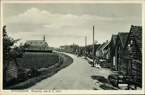 Ak Spaarndam Nordholland, Ringweg met R. K. Kerk