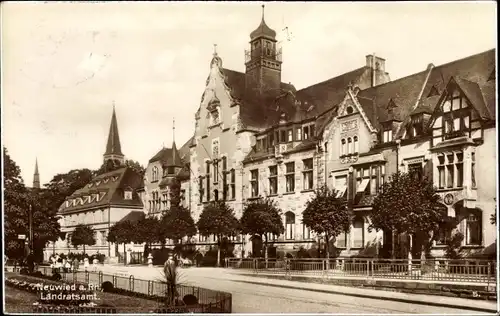 Ak Neuwied am Rhein, Landratsamt