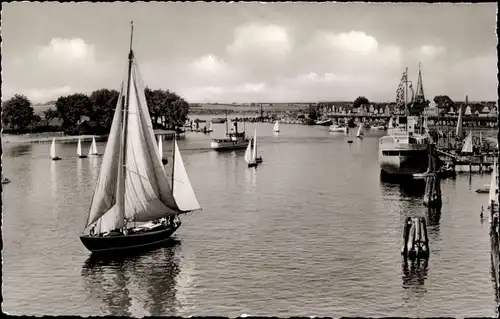 Ak Ostseebad Travemünde Lübeck, Hafenpartie, Segelboote