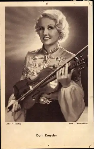 Ak Schauspielerin Dorit Kreysler, Portrait, Geige