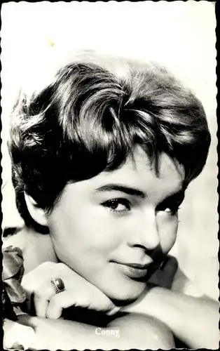 Ak Schauspielerin und Sängerin Conny Froboess, Portrait