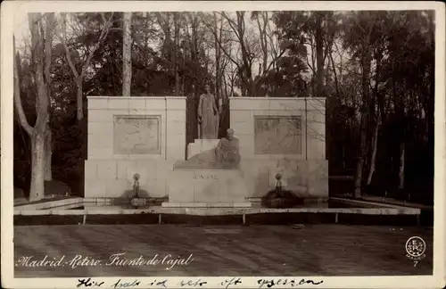 Ak Madrid Spanien, Retiro, Fuente de Cajal
