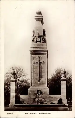 Ak Southampton Hampshire England, War Memorial