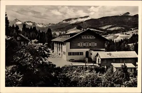 Ak Riezlern Mittelberg in Vorarlberg, Grenzgasthaus Walserschanz