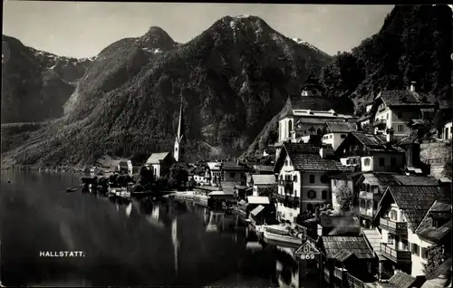 Ak Hallstatt Oberösterreich, Häuser am Seeufer, Kirche