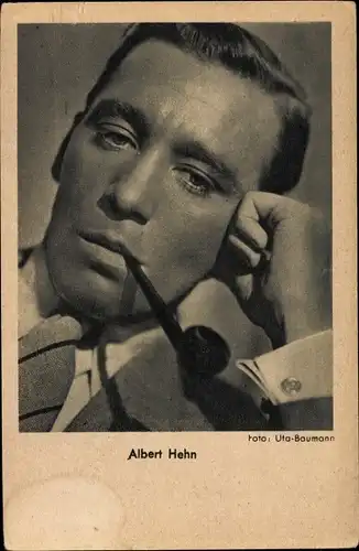 Ak Schauspieler Albert Hehn, UFA Film, Pfeife, Portrait