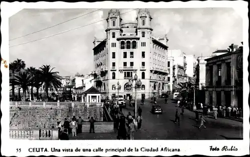 Ak Ceuta Spanien, Una vista de una calle principal de la Ciudad Africana