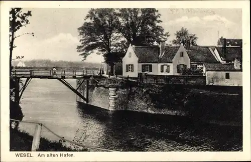 Ak Wesel am Niederrhein, Am alten Hafen, Brücke, Häuser