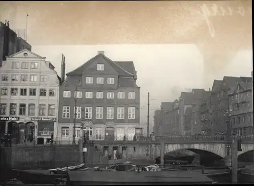 Foto Hamburg Mitte Altstadt, Brücke, Geschäfte