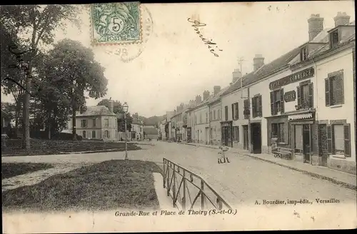 Ak Thoiry Yvelines, Grande Rue et la Place