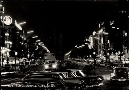 Ak Berlin Charlottenburg, Kaiser Wilhelm Gedächtniskirche, Kurfürstendamm, Nacht