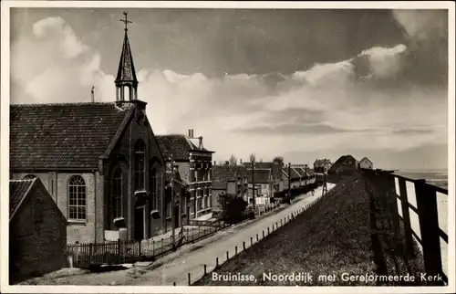 Ak Bruinisse Zeeland, Noorddijk met Gereformeerde Kerk