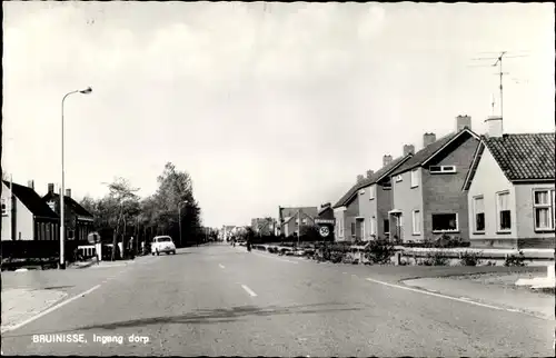 Ak Bruinisse Zeeland, Ingang dorp