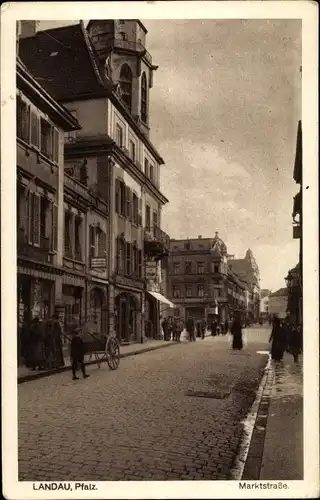 Ak Landau Pfalz, Partie in der Marktstraße, Passanten, Gebäude