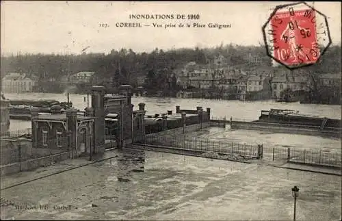 Ak Corbeil Essonne, Vue prise de la Place Galignani, Inondations de 1910