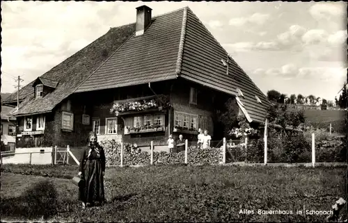 Ak Schonach im Schwarzwald, altes Bauernhaus