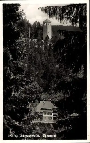 Ak Triberg im Schwarzwald, Ehrenmal, Durchblick auf Haus, Turm, Wald