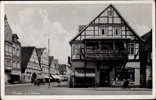 Ak Rinteln an der Weser Kreis Schaumburg, Stadtansicht, Straßenpartie, Engel Apotheke