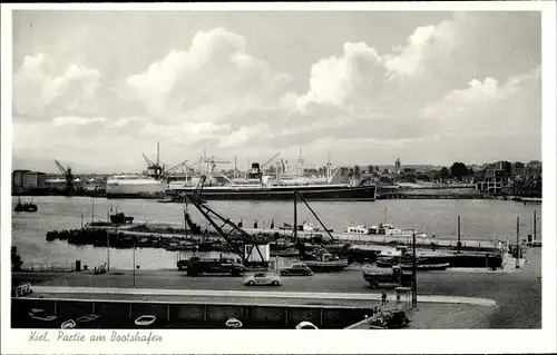 Ak Kiel in Schleswig Holstein, Partie am Bootshafen