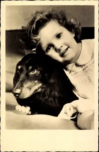 Ak Kleines Mädchen mit Hund, Portrait